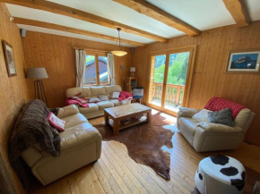 Chalet 5 Chambres à Châtel avec Multi Pass Été et 4 Salles de Bain – Confort et Charme Alpins - FR-1-693-1